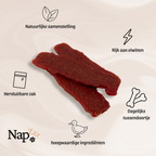 Afbeelding van NapZZZ Eend Jerky hondensnack, losse stukjes jerky met productvoordelen ernaast: 45% eend, rijk aan eiwitten, zonder toevoegingen, ideaal als tussendoortje of beloning, geschikt vanaf 4 maanden.
