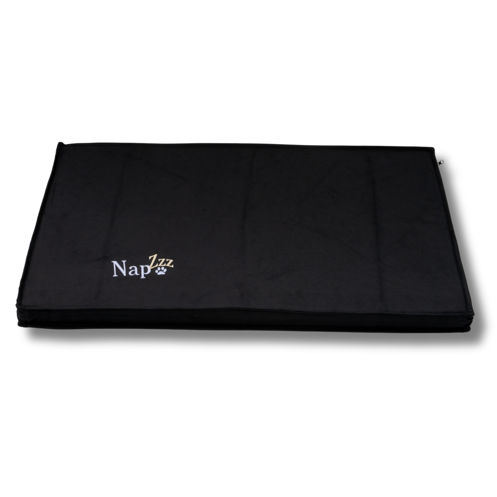  De NapZZZ Oxford Benchmat zwart in vooraanzicht. Dit is een stevig en comfortabel matras, perfect voor gebruik in hondenbenches of direct op de vloer. Gemaakt van sterke, water- en vuilafstotende Oxford stof in de kleur antraciet, geschikt voor zowel binnen- als buitengebruik. Met een dikte van 5 cm drukverlagend orthopedisch schuim biedt dit matras optimale ondersteuning aan het lichaam van je hond. 